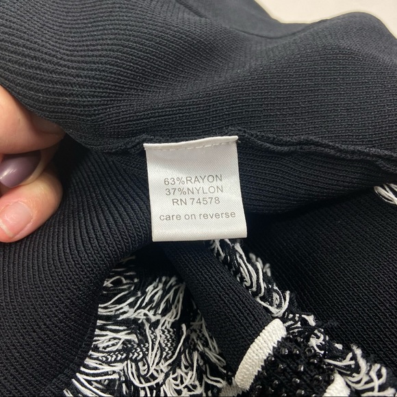 Cachet black knit fringe zip jacket cardigan. M - Picture 7 of 11